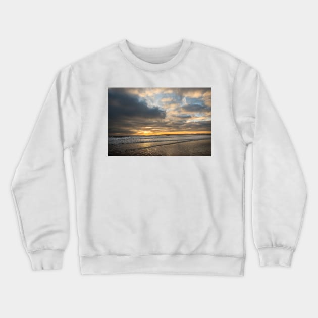 Dawn on the Northumberland Coast. Crewneck Sweatshirt by Violaman